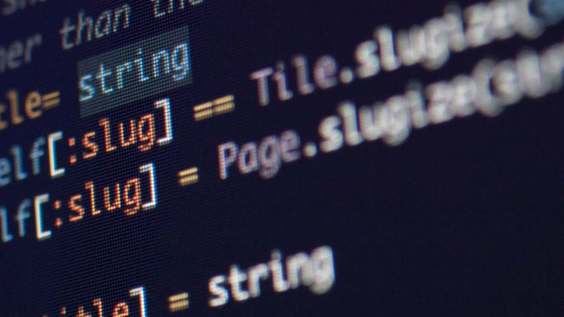 Codezeilen auf einem dunklen Bildschirm